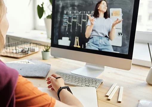 Student joining an online learning class